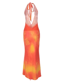 Жена макси рокля без ръкави с цветен принтом, деколте по врата, отворена гръб и цепка с волани -елегантна плажни дрехи за стилен начин