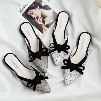 Нови летни дамски красиви дантелени обувки-мюли, модерни улични сандали със затворени пръсти на ниски токчета, дамски чехли с пеперуда