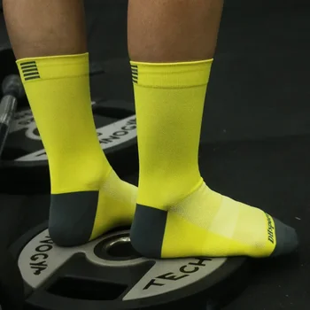 Висококачествени спортни чорапи професионално марка, дишащи чорапи за шоссейного на велосипеда, мъжки и дамски чорапи за активен отдих, Велосипедни състезания чорапи