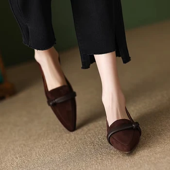 2023 Нови пролетно-есенни дамски велурени обувки на плоска подметка, чехли с малките пръсти, модерни ежедневни дамски тънки обувки