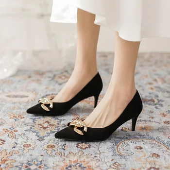 Висококачествени Дамски обувки, Черна Метална Верига, Кожена Темпераментен Дамски обувки на Висок ток-висок ток С остър пръсти, Zapatos De Mujer