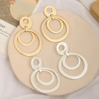 Дамски метални обеци геометрична форма с кръгла форма, високо качество на ушни шевове, обици средна дължина на Едро
